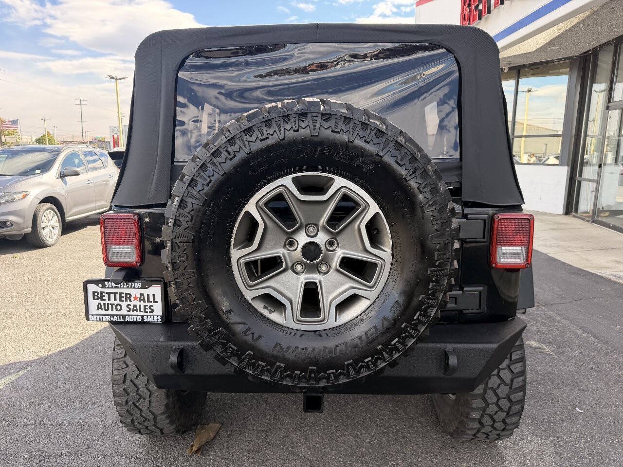 Used 2012 Jeep Wrangler Unlimited Sport w/ Trailer Tow Group AWD/4WD image 5