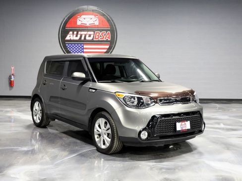 Used 2016 Kia Soul + FWD image 1