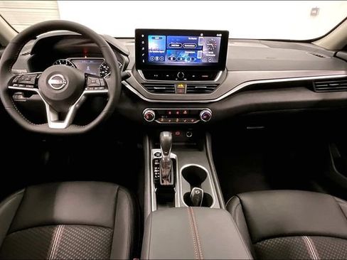 New 2026 Nissan Altima 2.5 SR FWD image 6