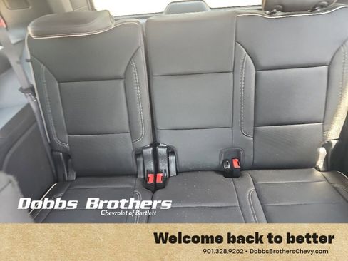 Used 2023 Chevrolet Tahoe Premier AWD/4WD image 12