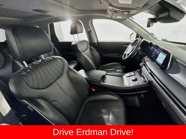 Used 2023 Hyundai Palisade Limited AWD/4WD image 24