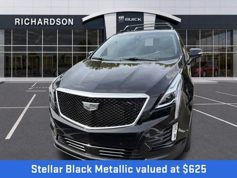 Used 2026 Cadillac XT5 Sportv w/ LPO, Onyx Lite Package AWD/4WD image 3