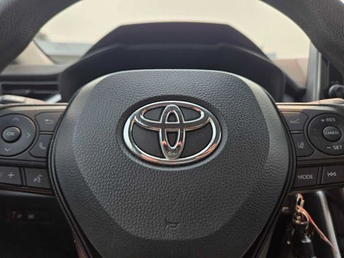 Certified 2025 Toyota RAV4 LE AWD/4WD image 25
