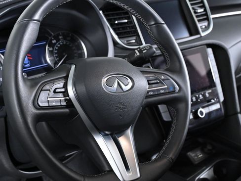 Certified 2025 INFINITI QX50 Pure image 12