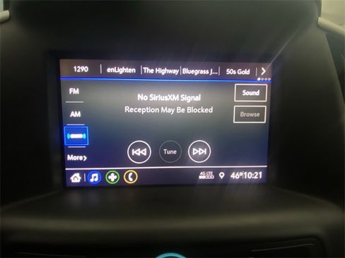 Used 2020 GMC Terrain SLE w/ Driver Convenience Package image 16