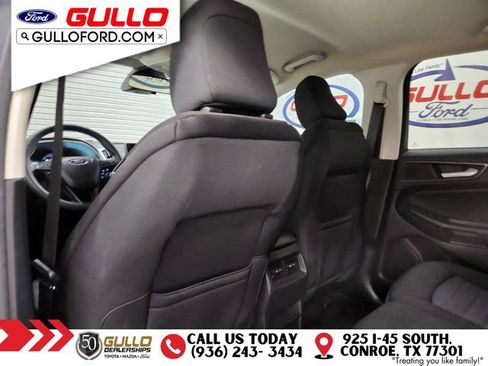 Used 2022 Ford Edge SE image 14