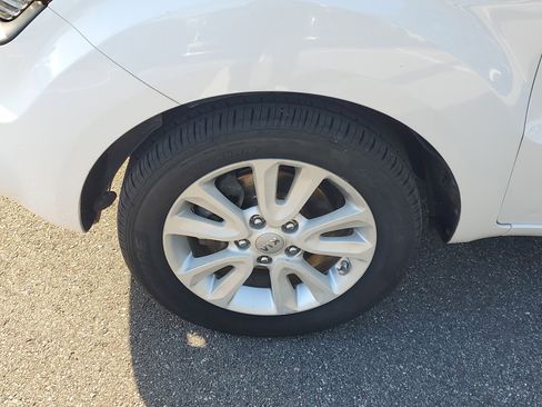 Used 2012 Kia Soul + image 36