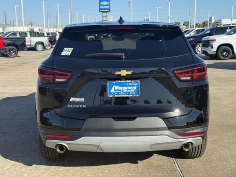 New 2026 Chevrolet Blazer LT image 12