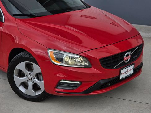 Used 2015 Volvo V60 T6 R-Design AWD/4WD image 41