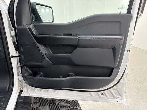Used 2025 Ford F150 STX w/ Equipment Group 200A RWD image 29