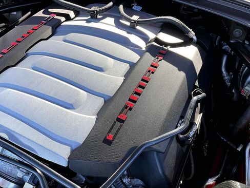 Used 2020 Chevrolet Camaro LT image 29