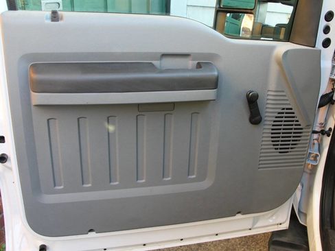 Used 2016 Ford F250 XL image 31