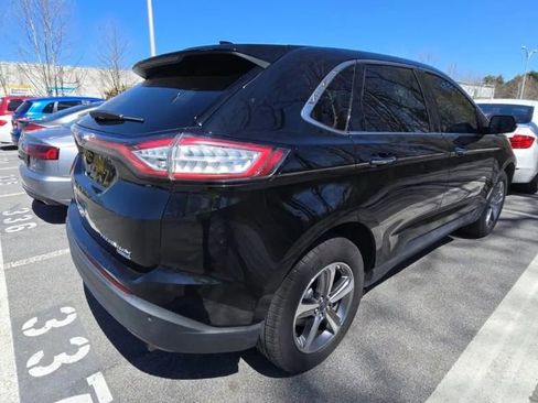 Used 2016 Ford Edge Titanium image 2