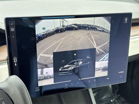 Used 2023 Tesla Model S image 18