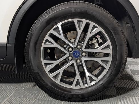 Certified 2020 Ford Escape SEL FWD image 27