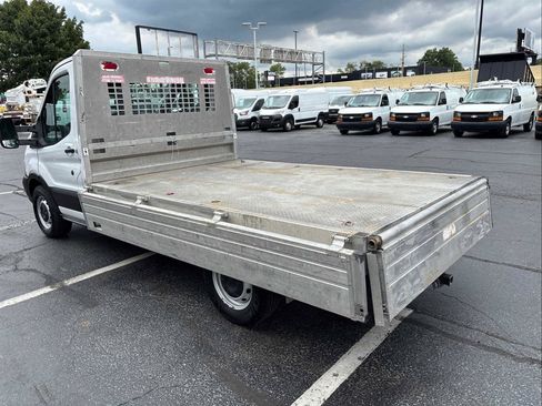 Used 2019 Ford Transit 250 138 RWD image 10