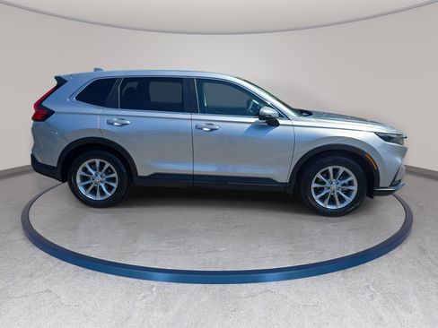 Used 2024 Honda CR-V EX image 4