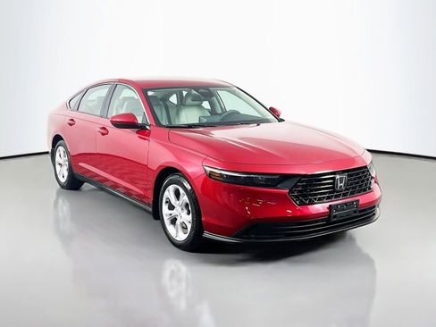 Used 2025 Honda Accord LX image 3