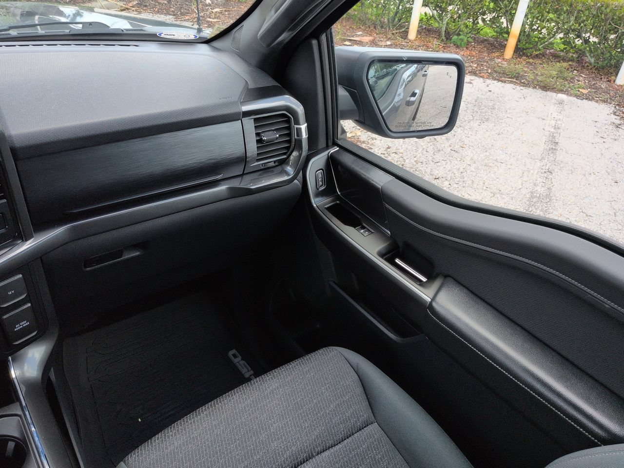 Used 2021 Ford F150 XLT w/ Equipment Group 302A High AWD/4WD image 17