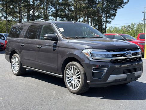 Used 2024 Ford Expedition Max Limited AWD/4WD image 24