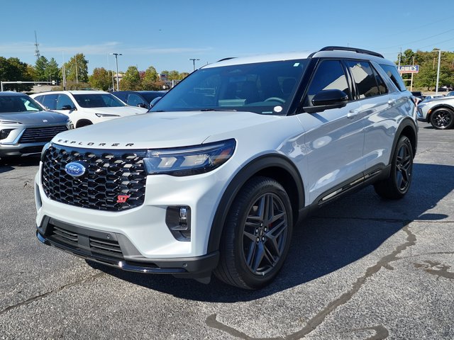 Used 2026 Ford Explorer ST AWD/4WD image 9