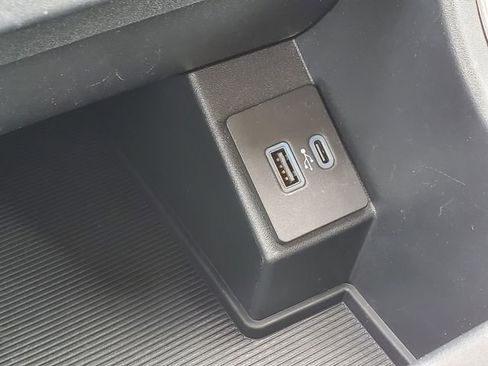 Used 2023 Ford Edge SEL AWD/4WD image 23