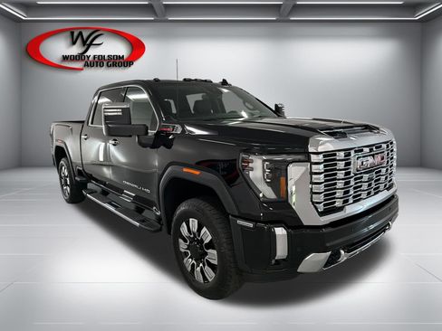 New 2026 GMC Sierra 2500 Denali AWD/4WD image 3