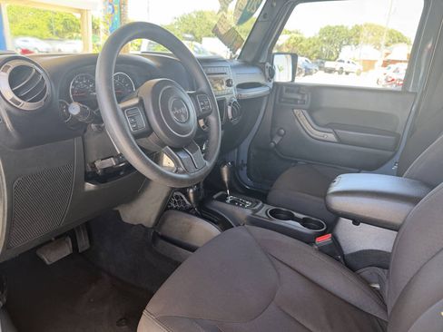 Used 2015 Jeep Wrangler Sport AWD/4WD image 10
