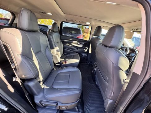 Used 2022 Subaru Ascent Limited w/ Technology Package AWD/4WD image 32