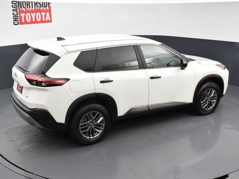 Used 2023 Nissan Rogue S AWD/4WD image 23
