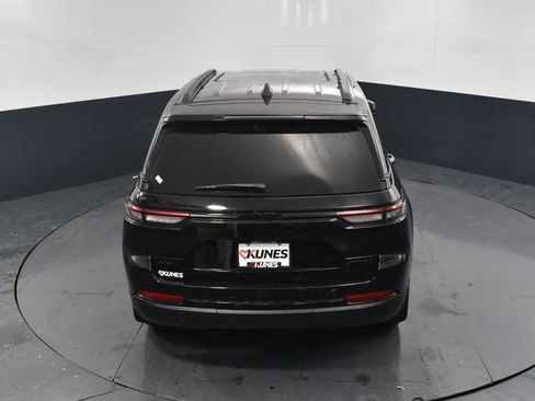 New 2025 Jeep Grand Cherokee Limited w/ Black Appearance Package AWD/4WD image 43