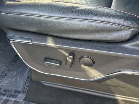 Certified 2024 Ford F350 Lariat image 28