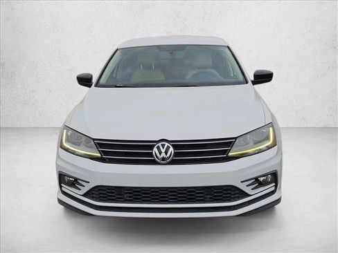 Used 2018 Volkswagen Jetta Wolfsburg Edition FWD image 2