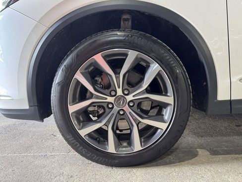 Used 2023 Acura MDX SH-AWD w/ Technology Package image 9