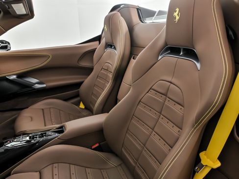 Used 2024 Ferrari SF90 Spider image 25