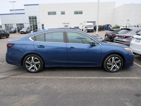 Used 2022 Subaru Legacy Limited w/ Tech Package 3 AWD/4WD image 4
