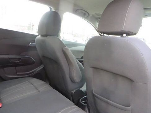 Used 2016 Chevrolet Sonic LT FWD image 38