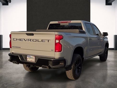 Used 2024 Chevrolet Silverado 1500 LT Trail Boss w/ Convenience Package II AWD/4WD image 4