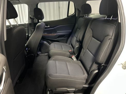 Used 2021 GMC Acadia SLE w/ Elevation Edition image 23