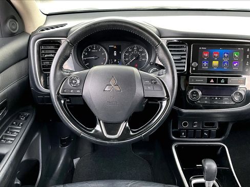 Used 2019 Mitsubishi Outlander SEL image 6