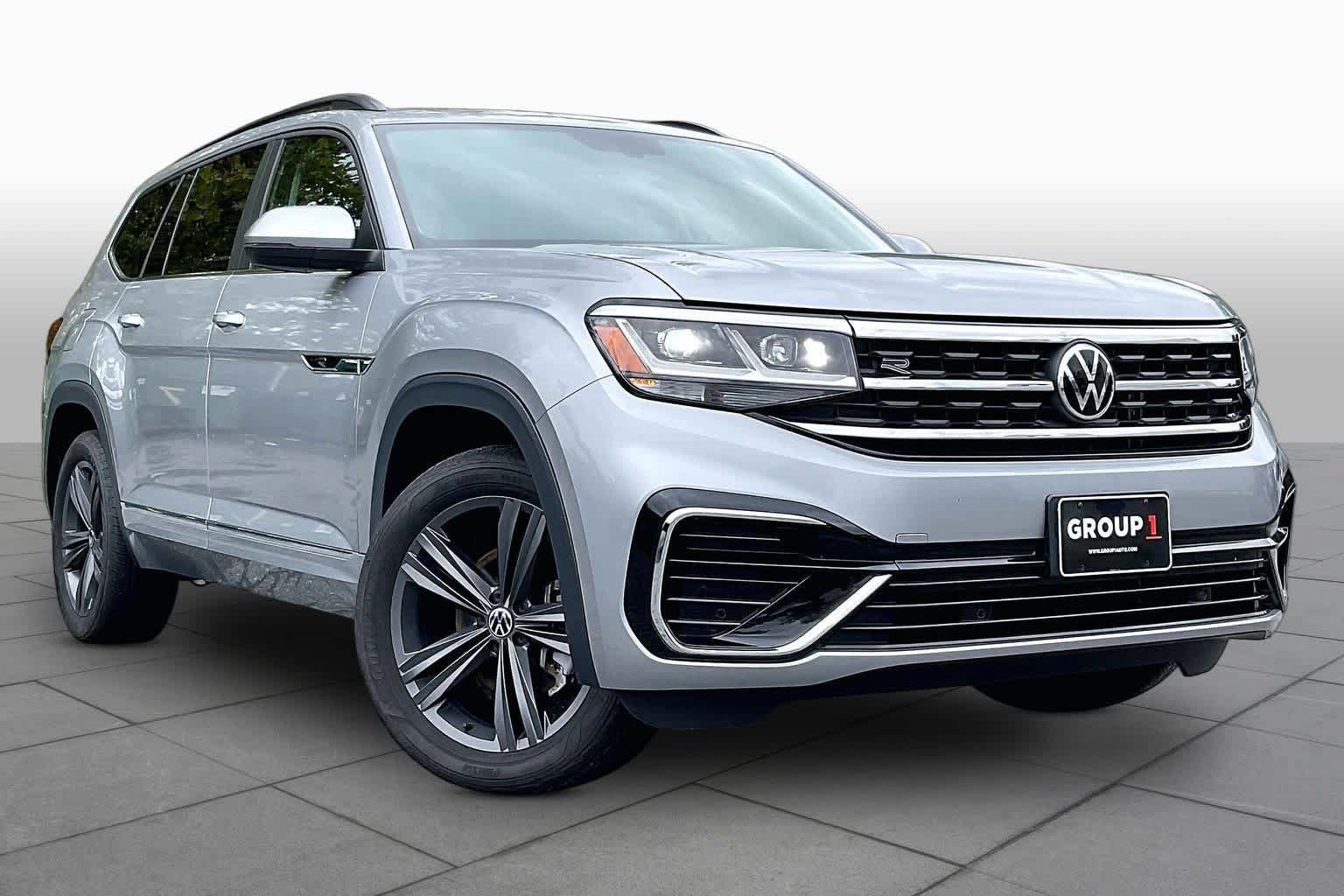 Used 2021 Volkswagen Atlas SE w/ Panoramic Sunroof Package AWD/4WD image 2
