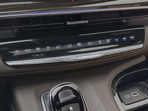 Used 2023 Cadillac Escalade ESV Sport w/ Touring Package RWD image 18