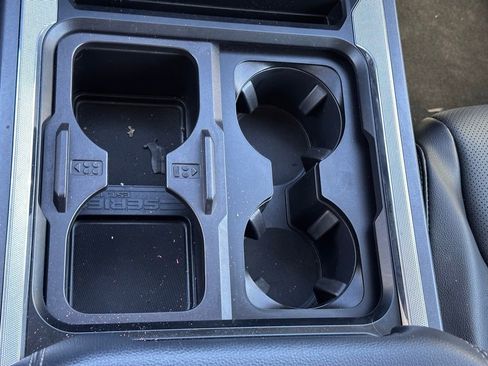 Used 2024 Ford F350 Lariat image 34