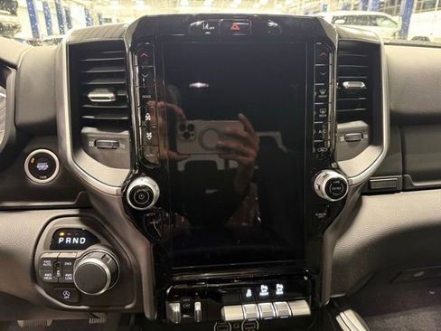 New 2026 RAM 1500 4x4 Crew Cab image 15