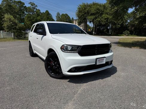 Used 2017 Dodge Durango R/T w/ Blacktop Package AWD/4WD image 39