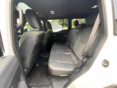 Used 2024 Lexus GX 550 AWD/4WD image 31