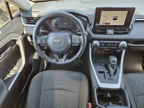 Used 2023 Toyota RAV4 XLE FWD image 27