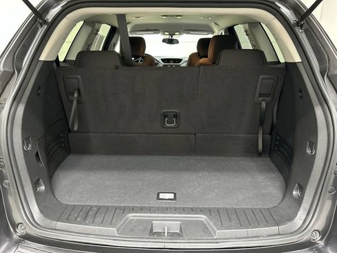 Used 2016 Chevrolet Traverse LT w/ Style and Technology Package AWD/4WD image 22