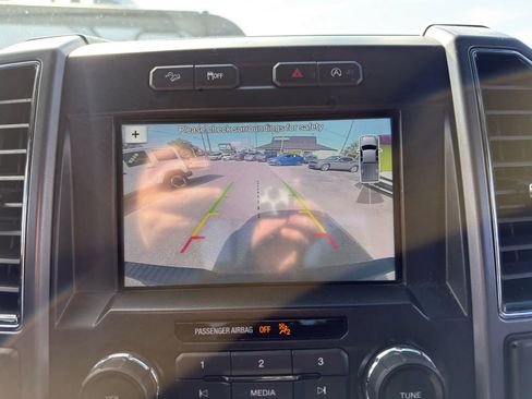 Used 2018 Ford F150 XLT w/ Equipment Group 302A Luxury image 39