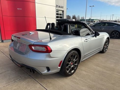 Used 2018 FIAT 124 Spider Abarth w/ Navigation & Sound Group image 9
